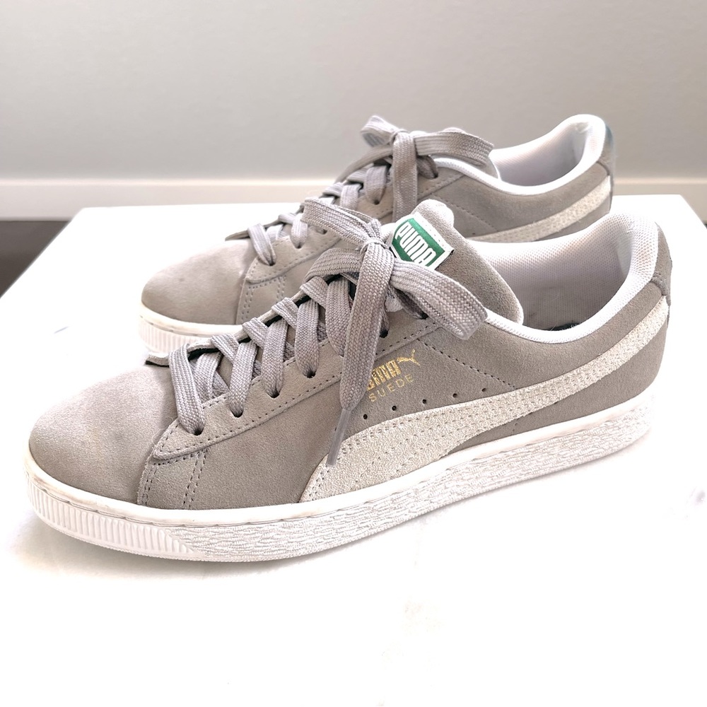 Unisex Puma Suede Sneakers